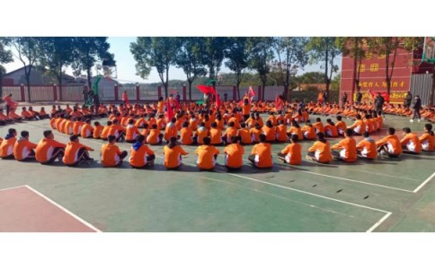汕头市龙湖区教育叛逆孩子军事化学校解决孩子不去学校,先做评估! 汕头市龙湖区教育叛逆孩子军事化学校解决孩子不去学校,先做评估!